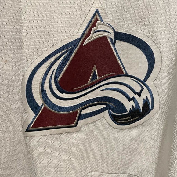 Colorado Avalanche Jersey - Picture 2 of 11